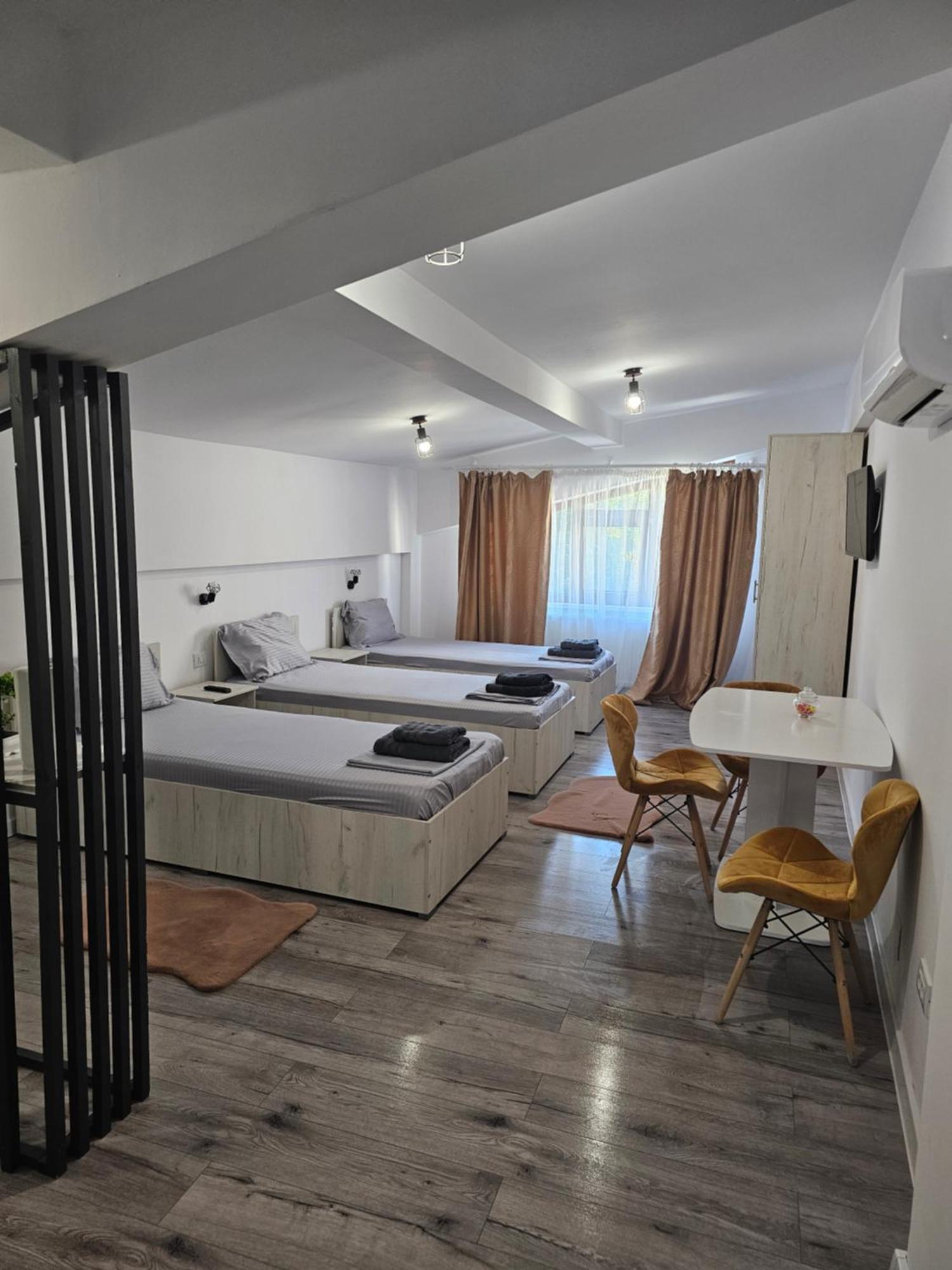 Didi Apartament Craiova Exterior photo