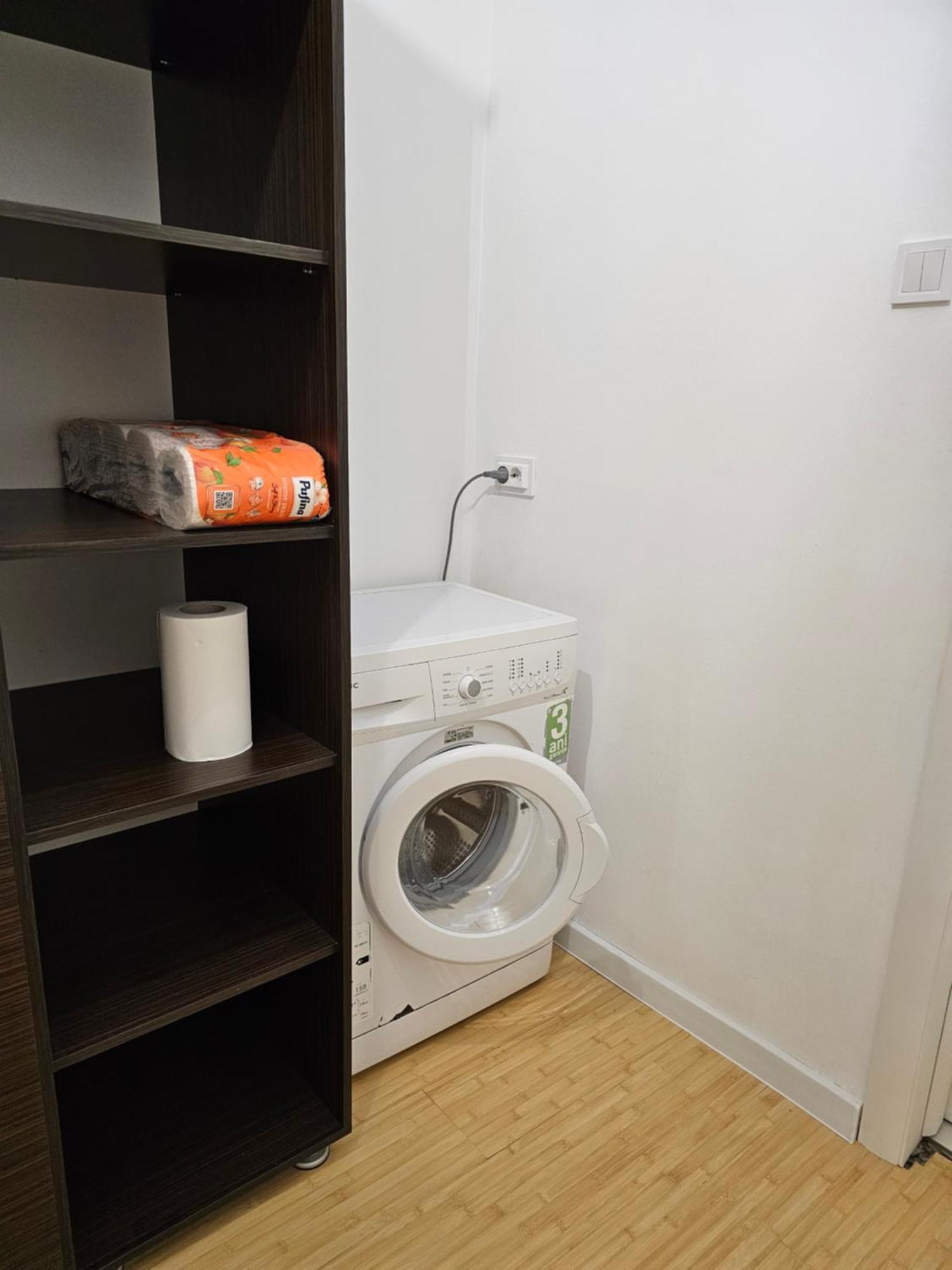 Didi Apartament Craiova Exterior photo